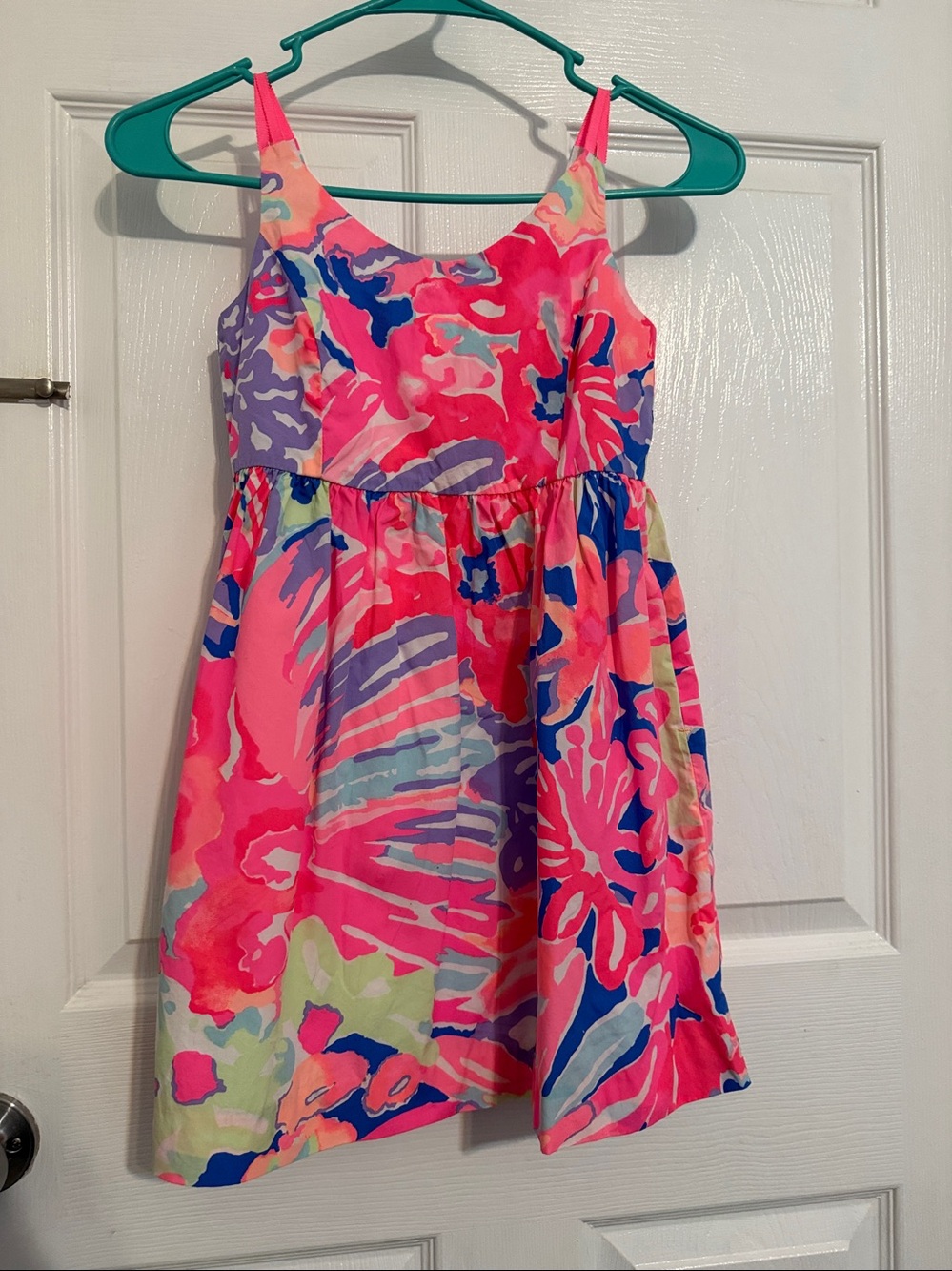 Lilly Pulitzer Girls Beautiful Bright Pink Multi Floral Sundress size 8